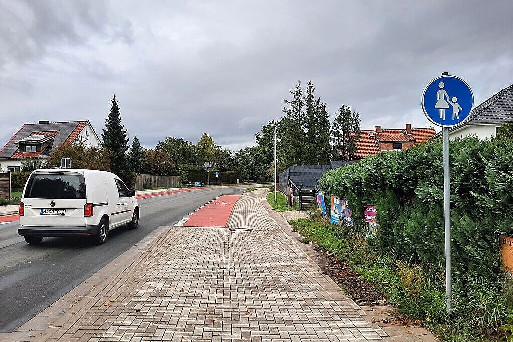 Könecke Str, Einfahrt nach FB, Haus Nr. 6