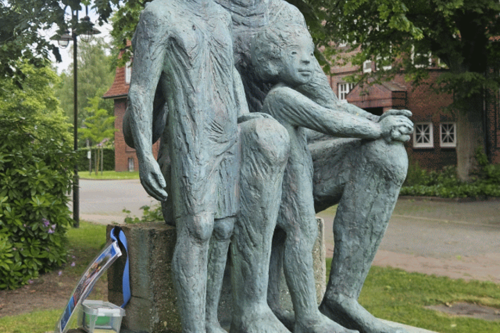 ST08 GBW Pestalozzi-Skulptur