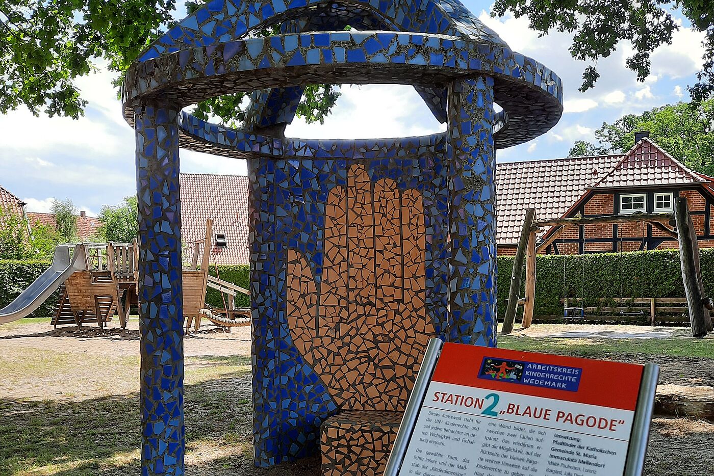 02 Meitze Blaue Pagode