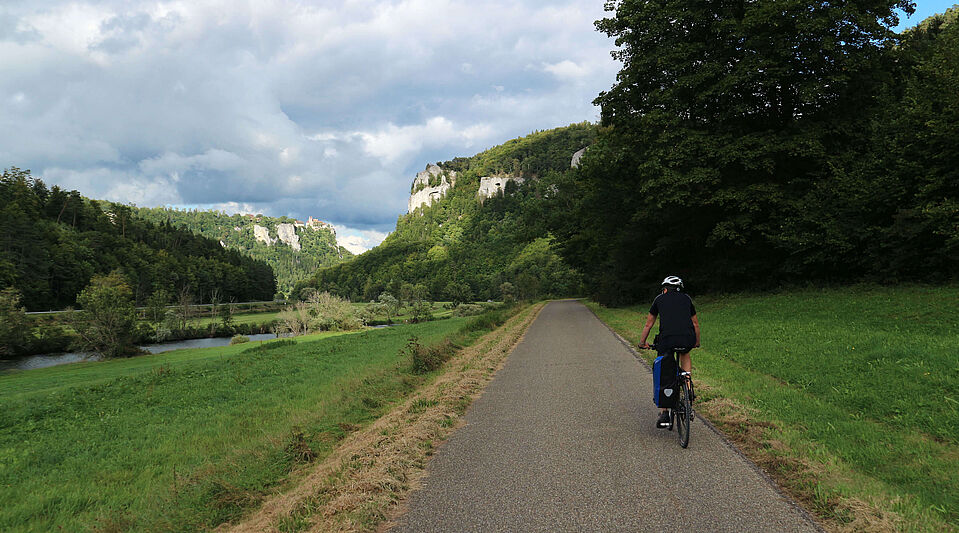 Auf Tour auf dem Donau Radweg Auf Tour auf dem Donau Radweg