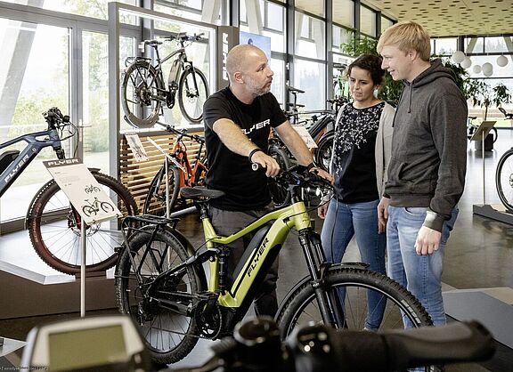 Der Schweizer E-Bike-Pionier Flyer hat viel zum Erfolg dieser Fahrradgattung beigetragen. Inzwischen blickt man auf 25 Jahre Erfahrung zurück.